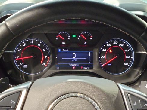 Used 2020 Chevrolet Camaro LT RWD image 15