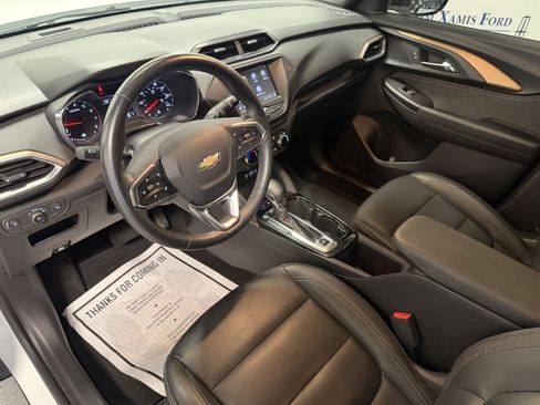 Used 2023 Chevrolet TrailBlazer ACTIV FWD image 4