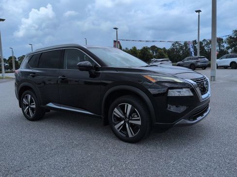 Certified 2023 Nissan Rogue SL FWD image 2