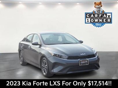 Used 2023 Kia Forte LXS