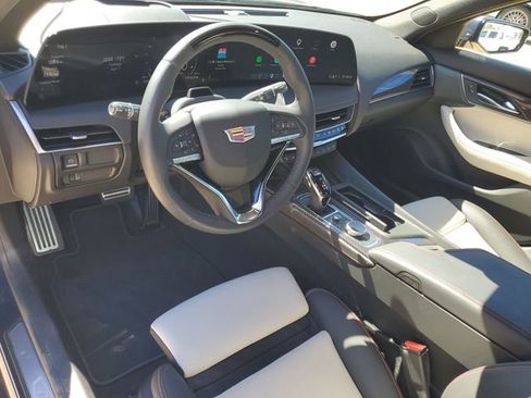 Used 2025 Cadillac CT5 Sport RWD image 4