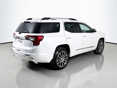 Used 2023 GMC Acadia Denali w/ Denali Ultimate Package AWD/4WD image 9