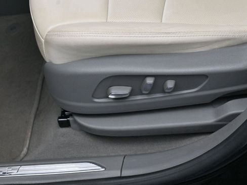 Certified 2023 Cadillac XT5 Premium Luxury image 14