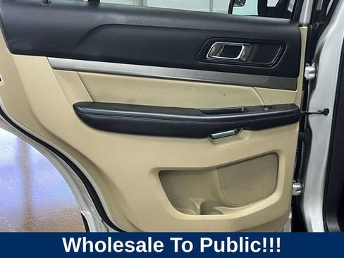 Used 2016 Ford Explorer FWD image 17