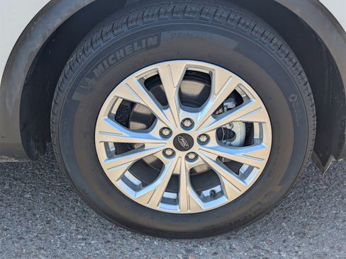 Used 2025 Ford Escape Active image 9