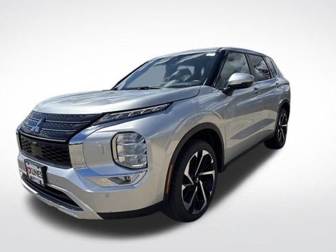 Used 2022 Mitsubishi Outlander SE AWD/4WD image 6