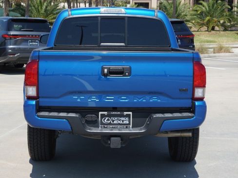 Used 2016 Toyota Tacoma TRD Sport w/ Towing Package RWD image 7