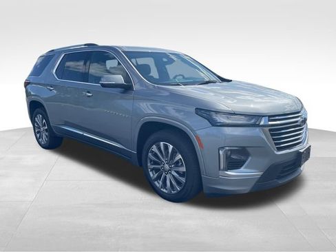 Used 2023 Chevrolet Traverse Premier w/ LPO, Floor Liner Package AWD/4WD image 8