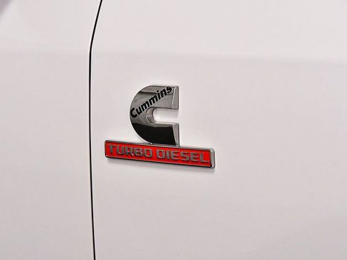 Used 2024 RAM 3500 Big Horn AWD/4WD image 14