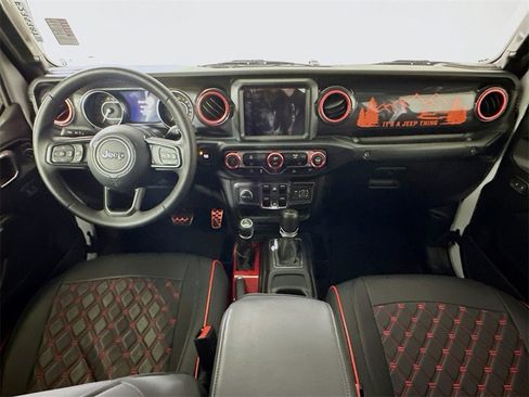 Used 2022 Jeep Gladiator Sport image 16