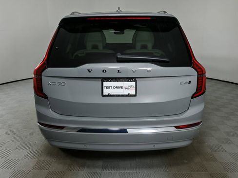 Used 2026 Volvo XC90 B6 Ultra w/ Protection Package AWD/4WD image 32