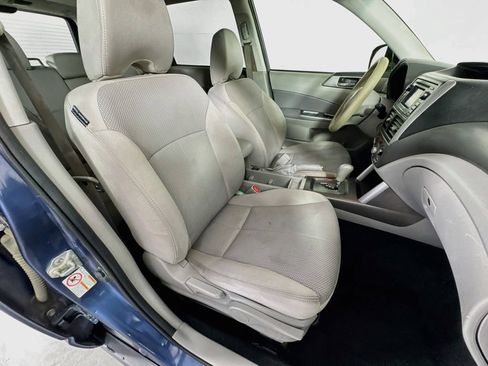 Used 2013 Subaru Forester 2.5X Premium AWD/4WD image 32