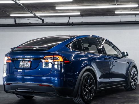 Used 2024 Tesla Model X AWD/4WD image 5