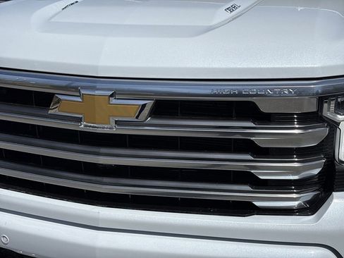 New 2026 Chevrolet Silverado 1500 High Country AWD/4WD image 34