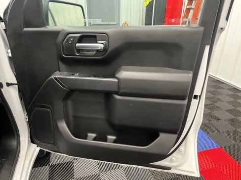 Used 2024 GMC Sierra 1500 Pro w/ Graphite Edition AWD/4WD image 11