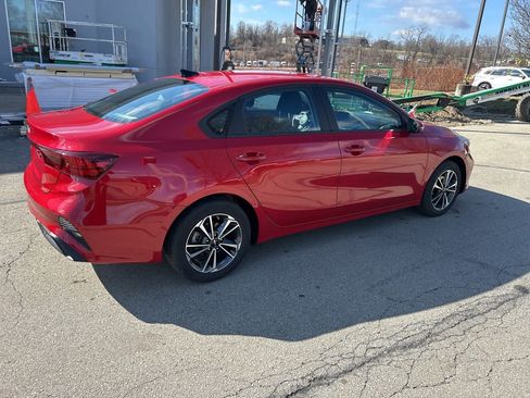 Certified 2024 Kia Forte LXS w/ LXS Technology Package image 6