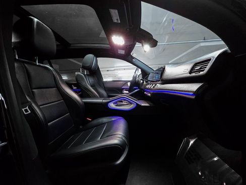 Used 2022 Mercedes-Benz GLS 450 4MATIC image 36