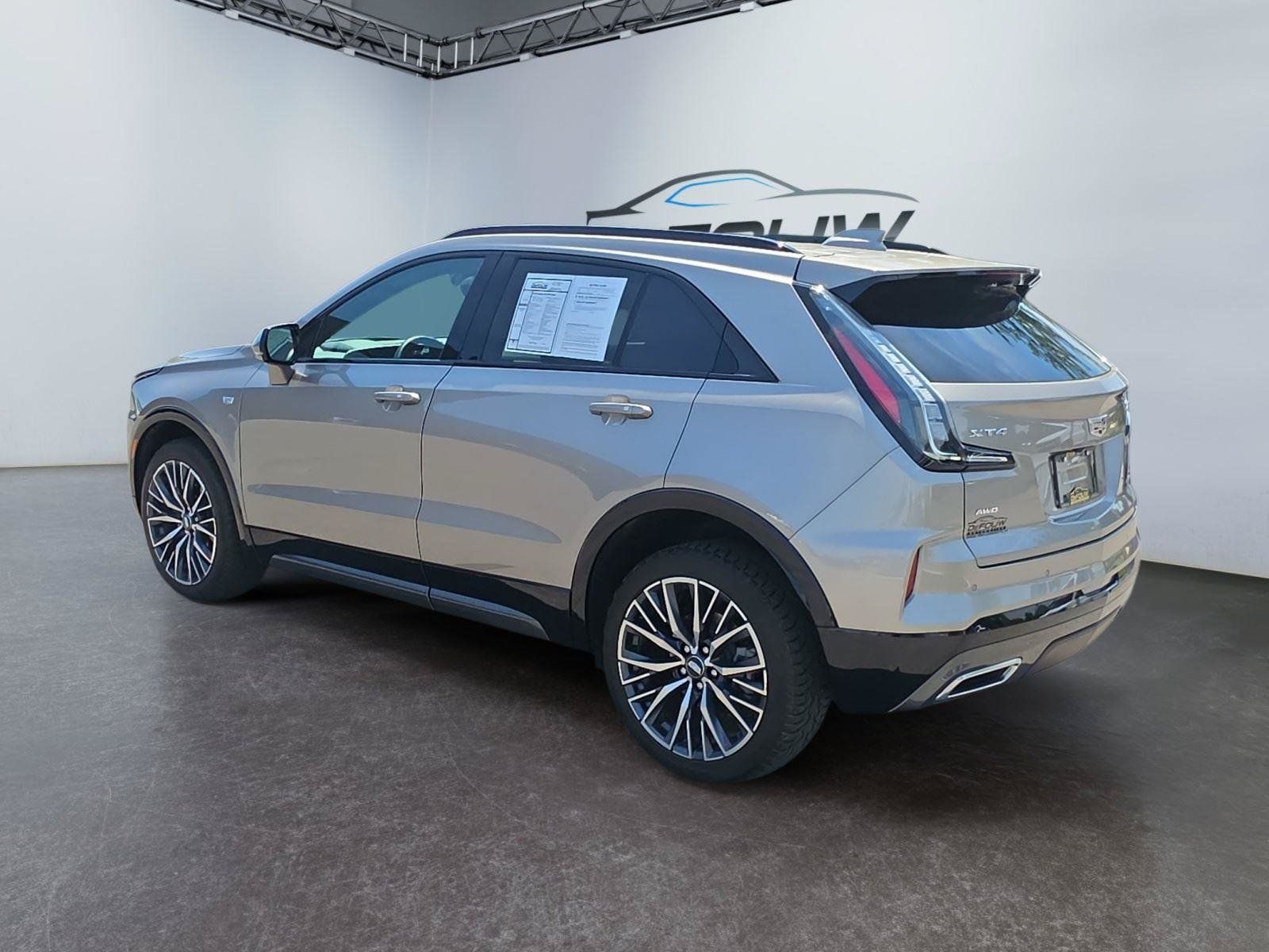 Used 2024 Cadillac XT4 Sport AWD/4WD image 5