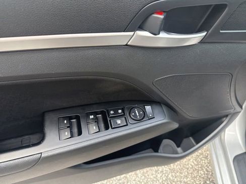 Used 2020 Hyundai Elantra SEL w/ Cargo Package (C1) FWD image 15