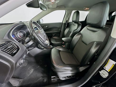 Used 2021 Jeep Compass Latitude image 13