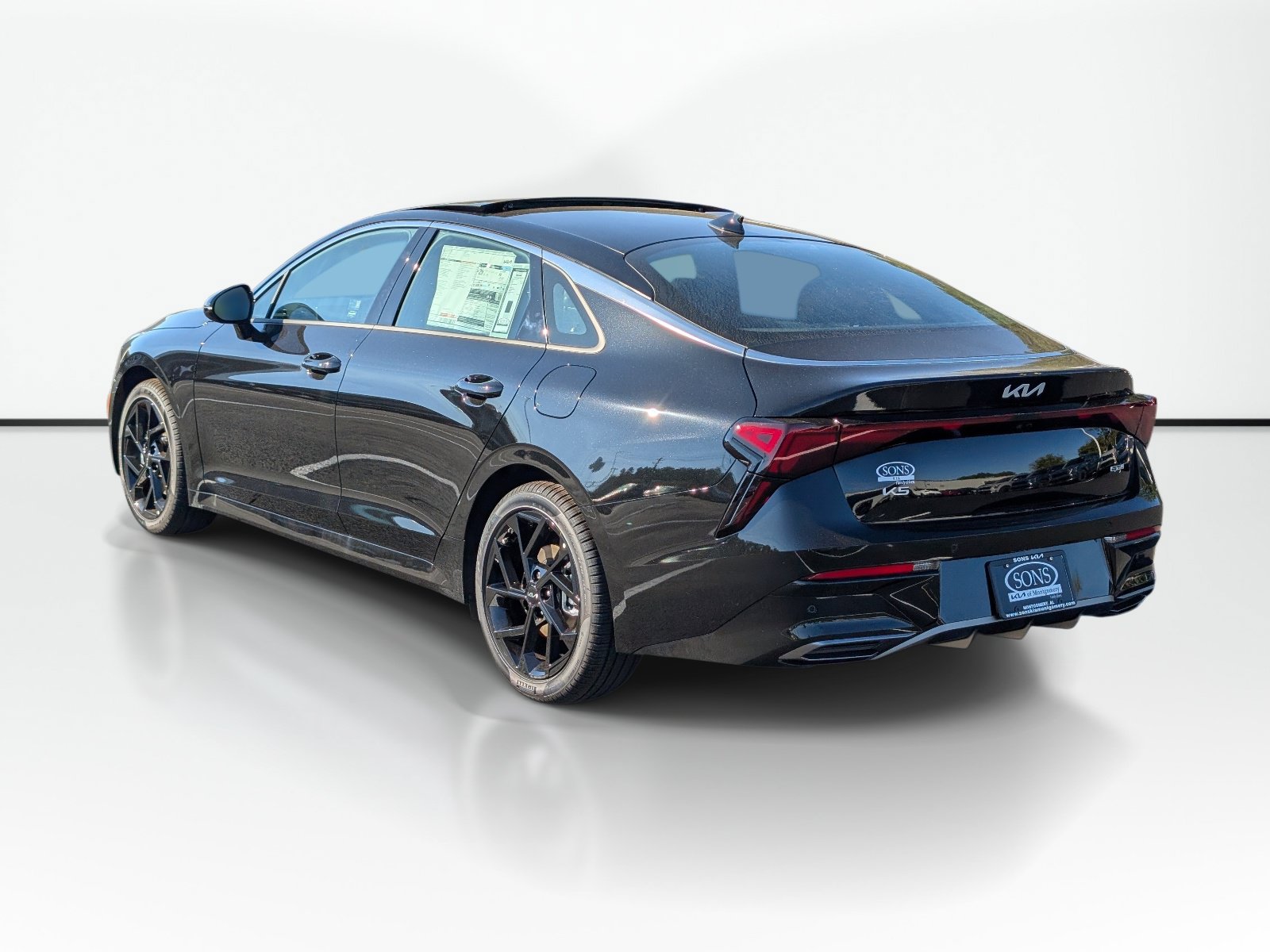 New 2027 Kia K5 GT-Line w/ GT-Line Premium Package FWD image 3