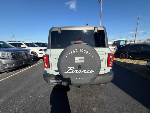 Used 2024 Ford Bronco Outer Banks image 4