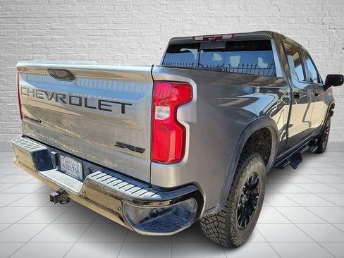 Used 2024 Chevrolet Silverado 1500 ZR2 w/ Technology Package image 3
