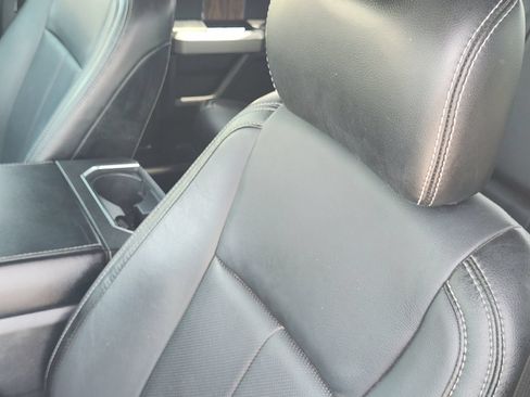 Used 2019 Ford F150 Lariat AWD/4WD image 17