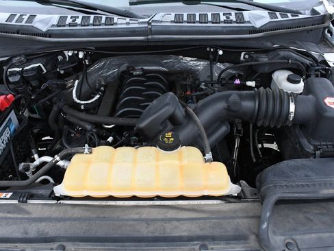 Used 2017 Ford F150 Lariat image 19