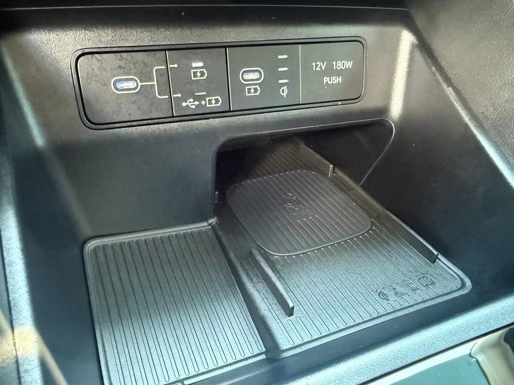 Used 2025 Hyundai Tucson SEL AWD/4WD image 57