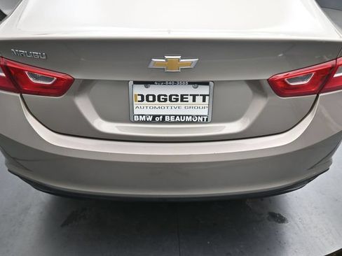 Used 2022 Chevrolet Malibu LS FWD image 23