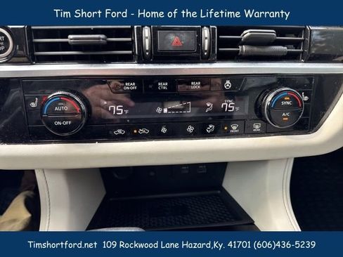 Used 2023 Nissan Pathfinder SL w/ Lighting Package (N92) image 40