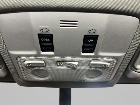 Used 2014 Toyota RAV4 XLE image 17