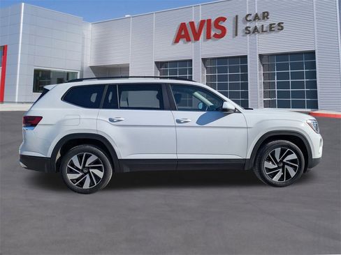 Used 2024 Volkswagen Atlas SE image 7