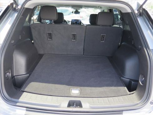 Used 2023 Chevrolet Blazer LT FWD image 17