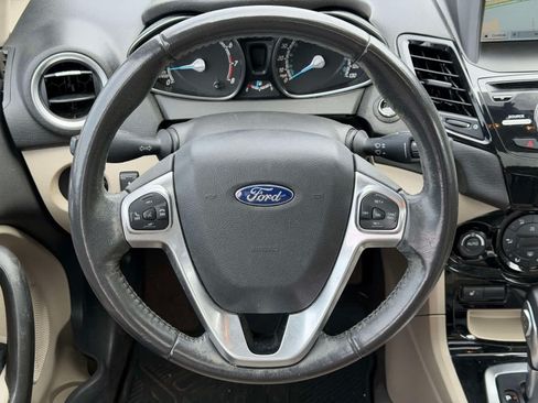 Used 2017 Ford Fiesta Titanium FWD image 12