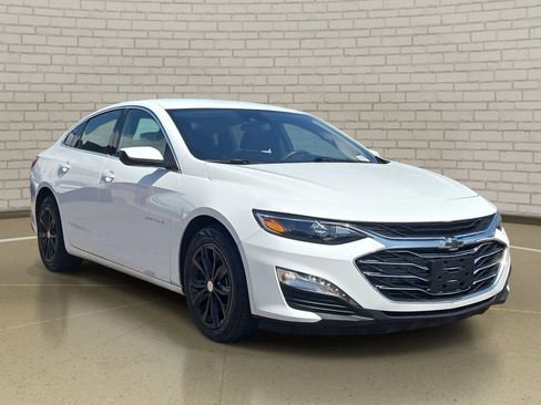 Used 2023 Chevrolet Malibu LT FWD image 3