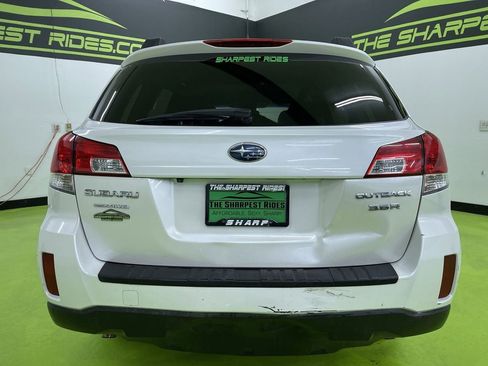 Used 2013 Subaru Outback 3.6R Limited image 8
