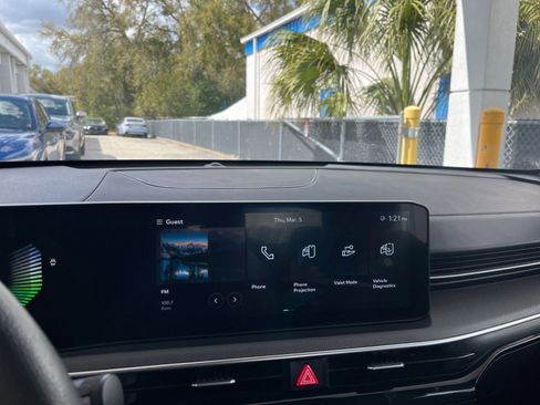 Used 2025 Kia K5 LXS image 17