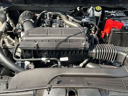 Used 2025 Ford Escape ST-Line AWD/4WD image 12