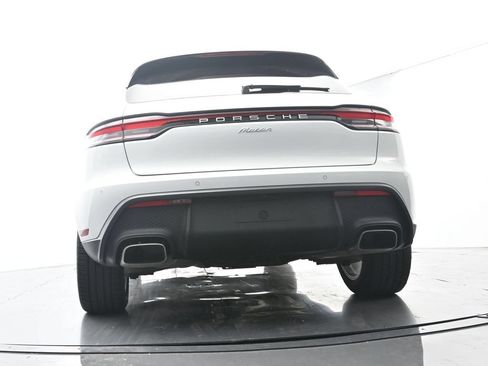 Certified 2022 Porsche Macan AWD/4WD image 49