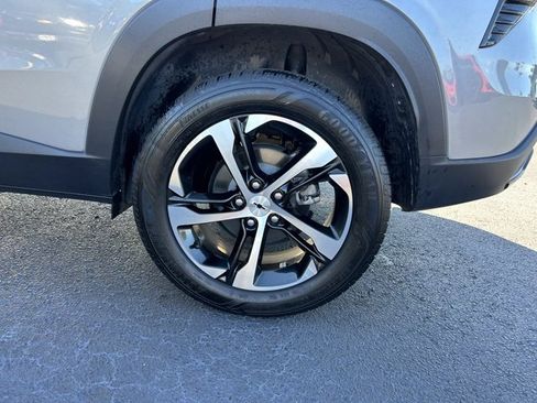 Used 2024 Chevrolet Trax RS w/ Driver Confidence Package image 10