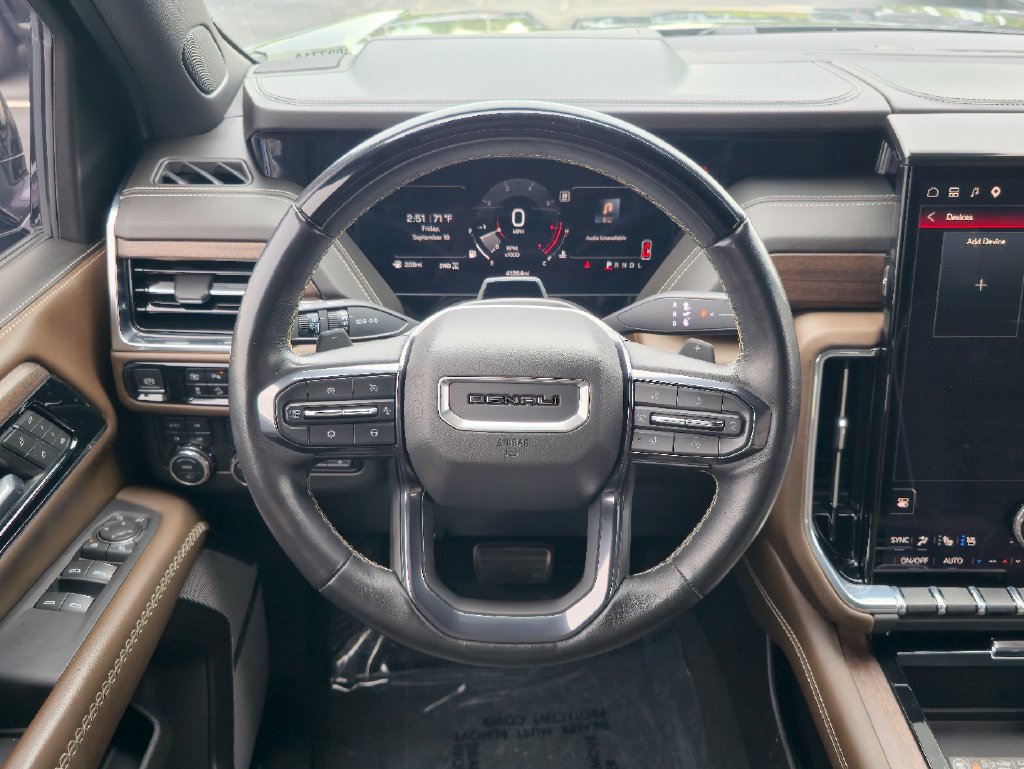 Certified 2025 GMC Yukon Denali Ultimate AWD/4WD image 13