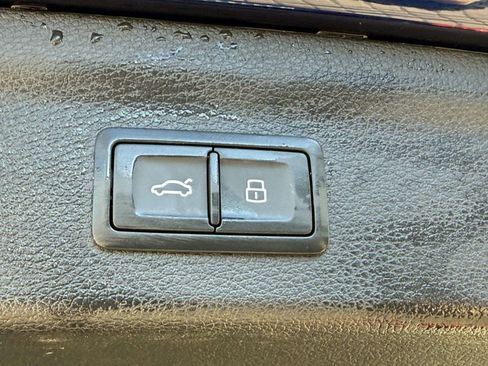 Used 2021 Audi Q3 2.0T Premium Plus w/ Premium Plus Package AWD/4WD image 8