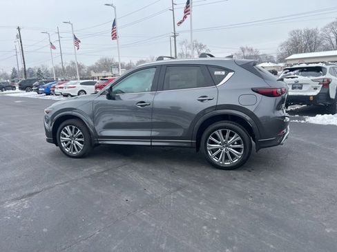 New 2025 MAZDA CX-5 Signature image 15