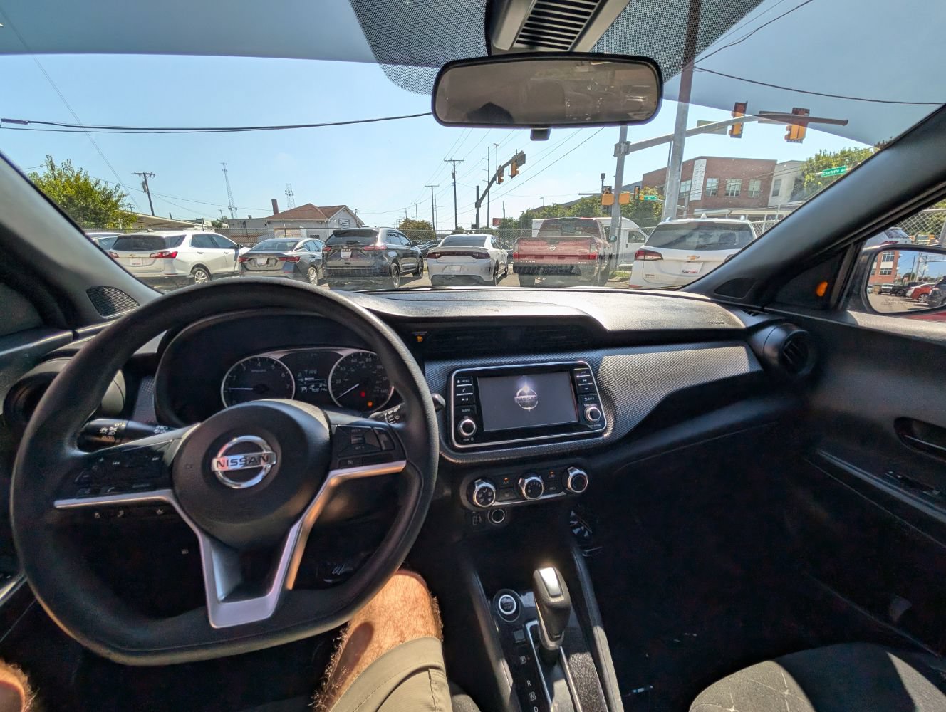 Used 2020 Nissan Kicks S FWD image 21