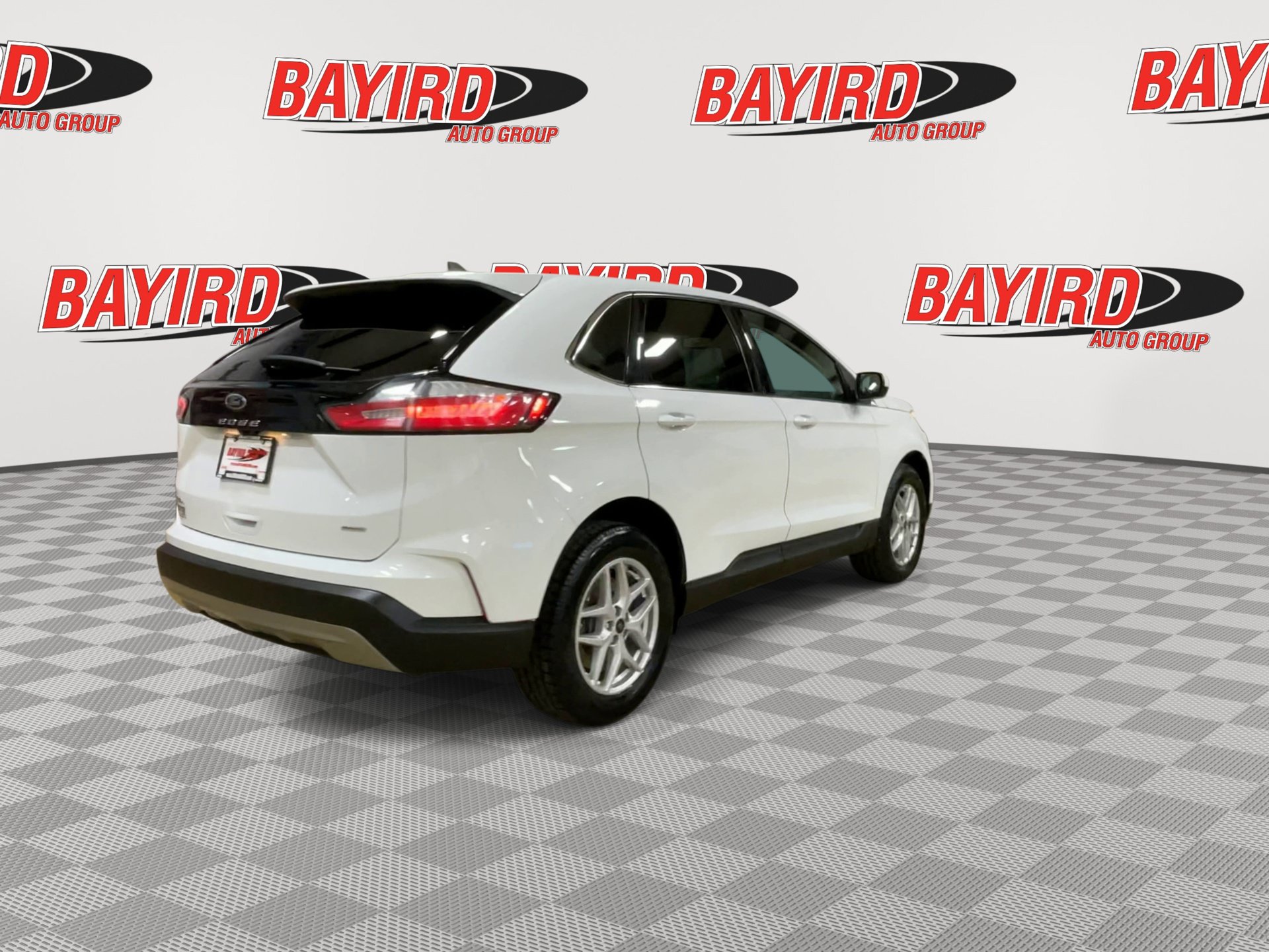 Used 2024 Ford Edge SEL AWD/4WD image 8