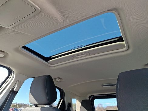 Certified 2022 Ford EcoSport SE w/ SE Convenience Package image 13