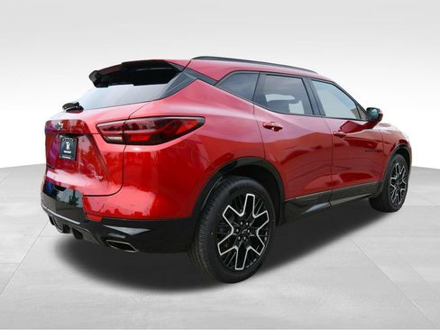Used 2023 Chevrolet Blazer RS w/ Driver Confidence II Package AWD/4WD image 8