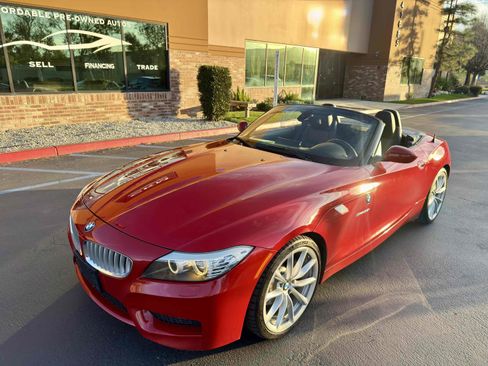 Used 2012 BMW Z4 sDrive35i image 6
